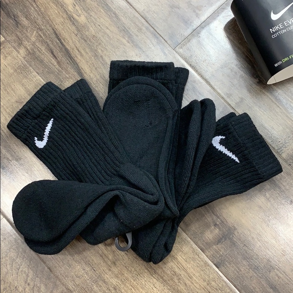 NIKE EVERYDAY COTTON CUSHIONED CREW 3 pairs pack wmns SOCKS - Picture 4 of 16